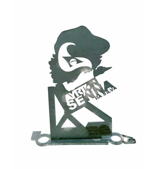 Estátua Silvastone  Ayrton Senna Um Herói Moldado de Alma, Coração e Aço!